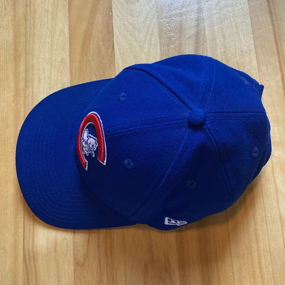 Lollapalooza 2016 World Series New Era embroidered Chicago Cubs bear w/ guitar - Picture 6 of 9